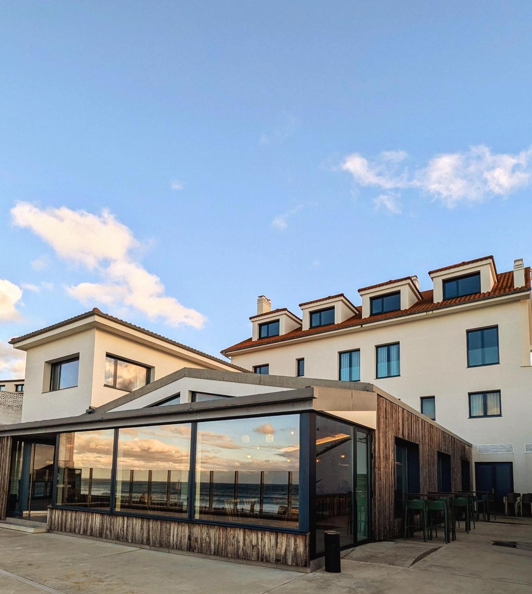 Hostal Nautico De Razo Carballo Exterior photo